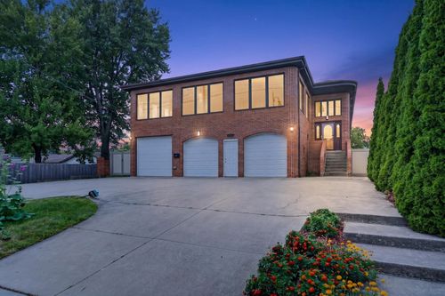 1046 S Main St, Lombard, IL, 60148-3938 | Card Image