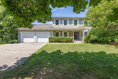 7987 36th St Se, Ada, MI, 49301-9606 | Card Image
