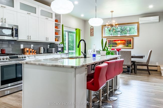 2916 Shannonville Rd, House other with 3 bedrooms, 3 bathrooms and 12 parking in Plainfield ON | Image 20