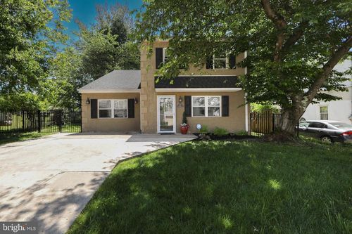 335 Cinnaminson St, PHILADELPHIA, PA, 19128-4542 | Card Image