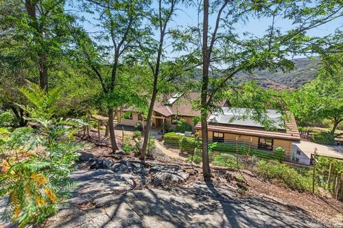 21041 Black Canyon Rd, Ramona, CA, 92065-5412 | Card Image