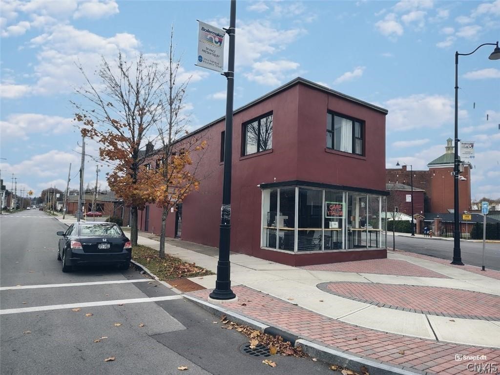 Commercial Sale in Utica
