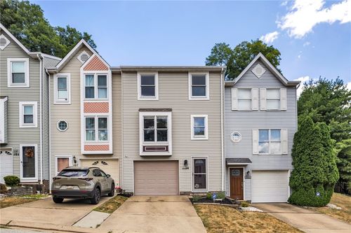 109 Village Dr, Pittsburgh, PA, 15227-4350 | Card Image