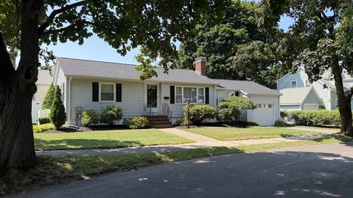 7 Puritan Rd, Danvers, MA, 01923-2427 | Card Image
