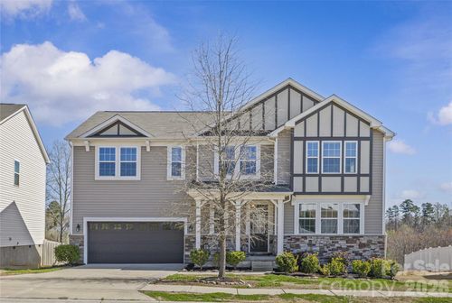 9032 Willowfield Dr, Charlotte, NC, 28269-3470 | Card Image