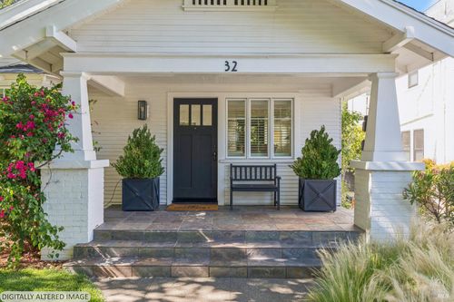 32 Bayview St, San Rafael, CA, 94901-4913 | Card Image