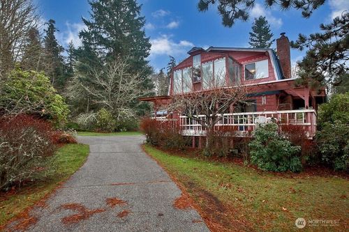 6423 Admiralty Way, Freeland, WA, 98249-9569 | Card Image