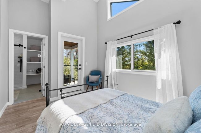 15 Malone Rd, House other with 6 bedrooms, 5 bathrooms and 4 parking in Jacksons Point ON | Image 20