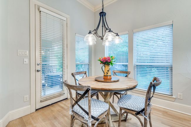 2209 Shakespeare St, House other with 3 bedrooms, 4 bathrooms and null parking in Carrollton TX | Image 11