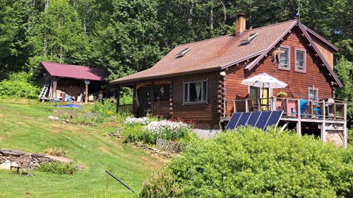 174 Whites Hill Rd, Dover, VT, 05341-8803 | Card Image