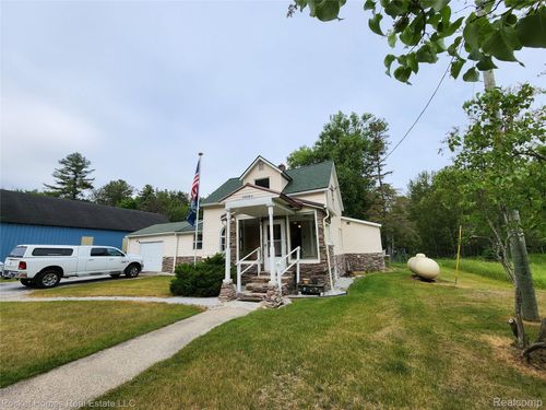 33556 S Townline Rd, Drummond Island, MI, 49726-9591 | Card Image