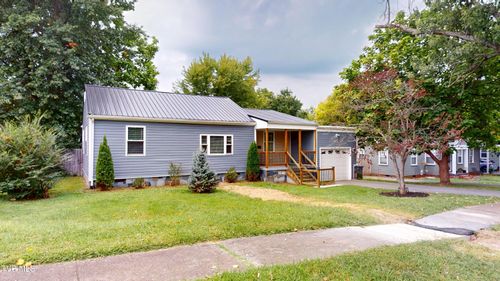 1557 Greenfield Ave, Kingsport, TN, 37664-3032 | Card Image