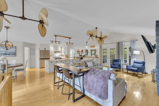 220 Garfield St, House other with 4 bedrooms, 3 bathrooms and 8 parking in Gananoque ON | Image 9
