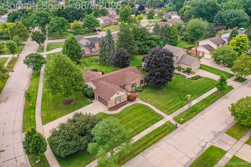 4614 Lehigh Dr, Troy, MI, 48098-4441 | Card Image