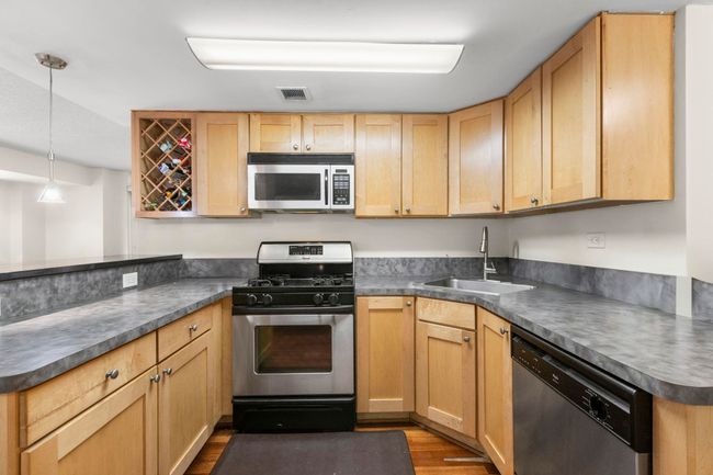 APT-6D - 700 1 St St, Condo with 2 bedrooms, 2 bathrooms and null parking in Hoboken NJ | Image 5