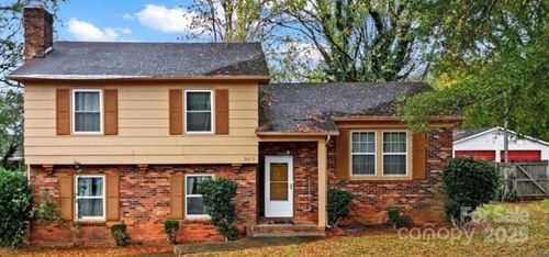 6613 Caudell Pl, Charlotte, NC, 28215-2523 | Card Image