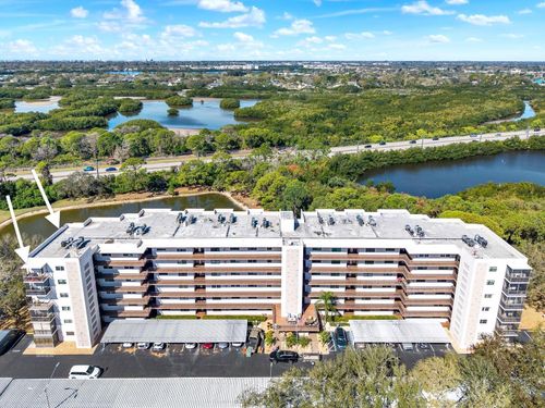 601-8186 Terrace Garden Dr N, ST PETERSBURG, FL, 33709-7050 | Card Image