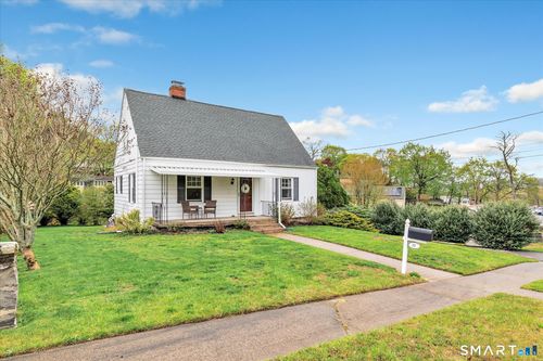 21 Grove St, Shelton, CT, 06484-4105 | Card Image
