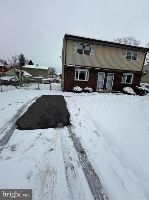 122 Annabelle Ave, TRENTON, NJ, 08610-6318 | Card Image