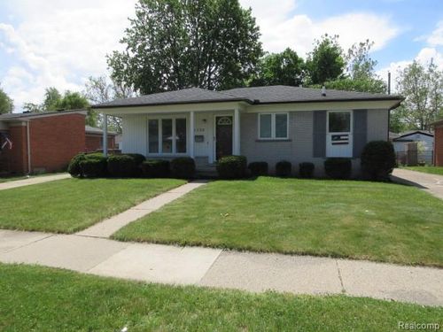 1236 Jenifer Ave, Madison Heights, MI, 48071-2931 | Card Image