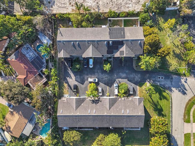 B - 5402 Pointe Villa Dr, Condo with 3 bedrooms, 3 bathrooms and null parking in Lighthouse Point FL | Image 38