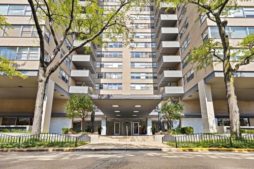 3a-6301 N Sheridan Rd, Chicago, IL, 60660-1705 | Card Image