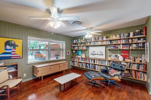 204 Cacti Dr, Lakeside, TX, 76108-9410 | Card Image