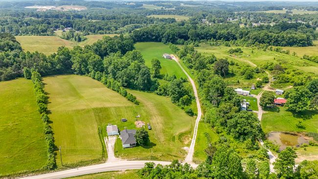 3759 E Highway 552, House other with 3 bedrooms, 2 bathrooms and null parking in Lily KY | Image 8