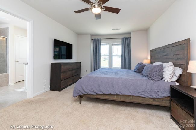 Primary Bedroom | Image 12