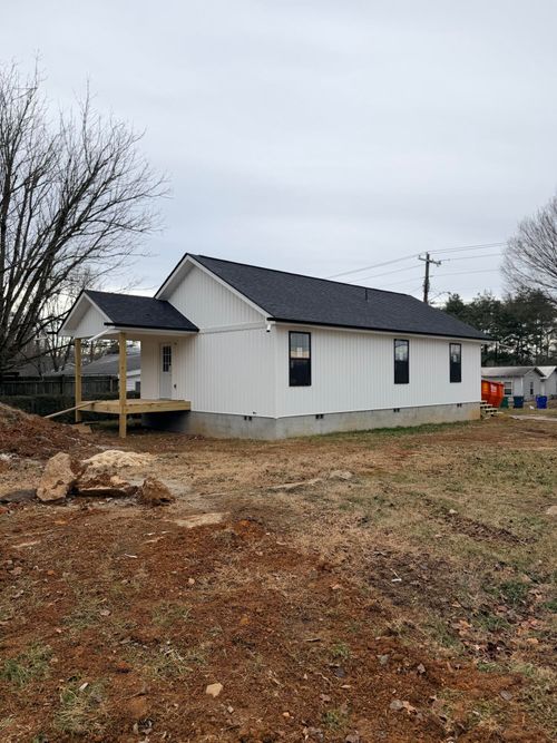 734 Seymour St, Morristown, TN, 37813-2458 | Card Image