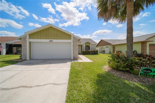 3217 Running Bear Way, KISSIMMEE, FL, 34746-4648 | Card Image