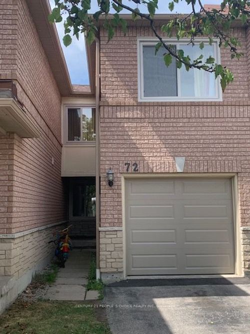 72-5420 Fallingbrook Dr, Mississauga, ON, L5V2H6 | Card Image