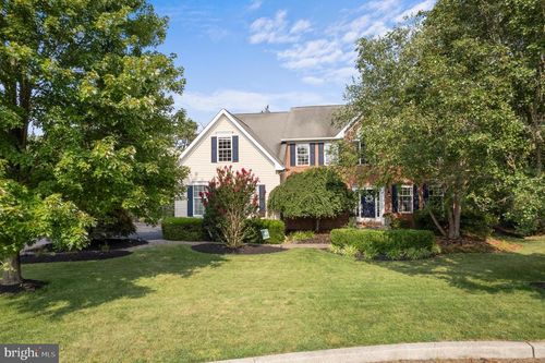 803 Chatham Ln, SCHWENKSVILLE, PA, 19473-2822 | Card Image