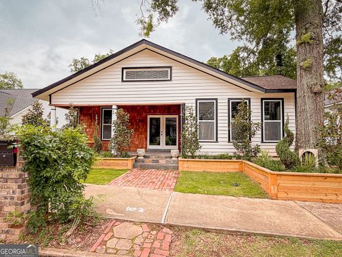 68 Spring St, Newnan, GA, 30263-2705 | Card Image