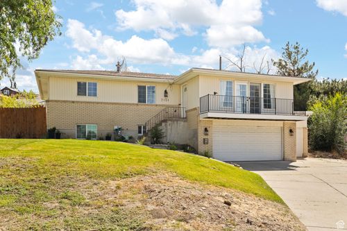 2154 E Villaire Ave, Cottonwood Heights, UT, 84121-4925 | Card Image