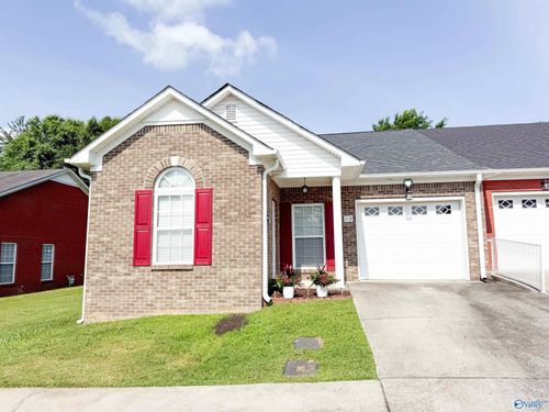 110 Santana Dr, Athens, AL, 35611-2387 | Card Image