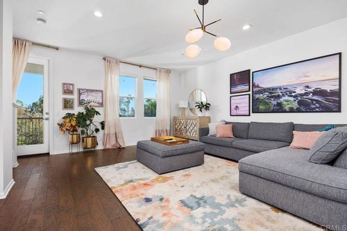 1845 Cliff Swallow Ln, Carlsbad, CA, 92011-4085 | Card Image