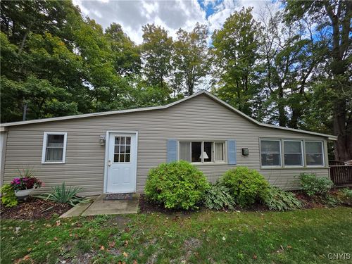 425 Indian Cv, Moravia, NY, 13118 | Card Image