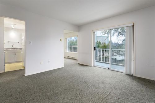 202-123 Back Rd, Courtenay, BC, V9N3W5 | Card Image