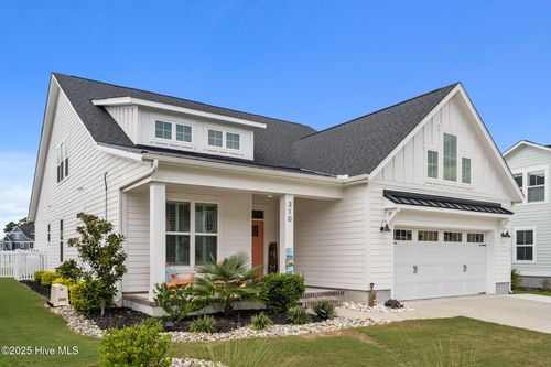 310 Lightning Bug Ln, Holly Ridge, NC, 28445-4601 | Card Image