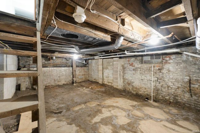 1614 E Lewis St, House other with 5 bedrooms, 2 bathrooms and null parking in Fort Wayne IN | Image 32
