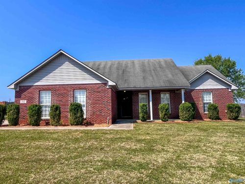 112 Raptor Ct, Huntsville, AL, 35811-8075 | Card Image