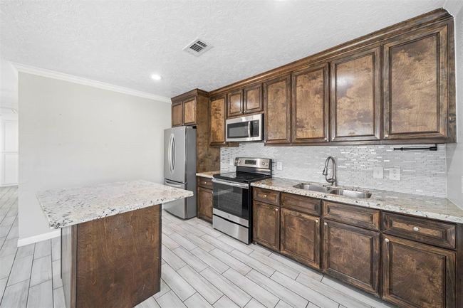 7941 Goode St, House other with 3 bedrooms, 2 bathrooms and null parking in Houston TX | Image 20