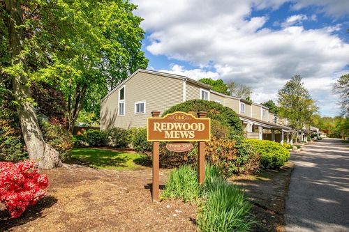 2-2 Redwood Mews, East Walpole, MA, 02032 | Card Image