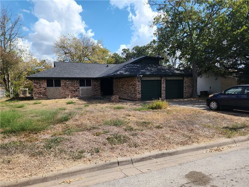 1601 Langford St, College Station, TX, 77840-4337 | Card Image