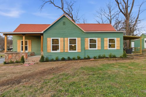 926 Washington Ave, West Plains, MO, 65775-3249 | Card Image