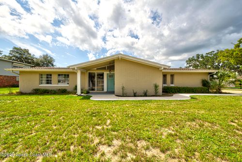 7 Fairglen Dr, Titusville, FL, 32796-3012 | Card Image