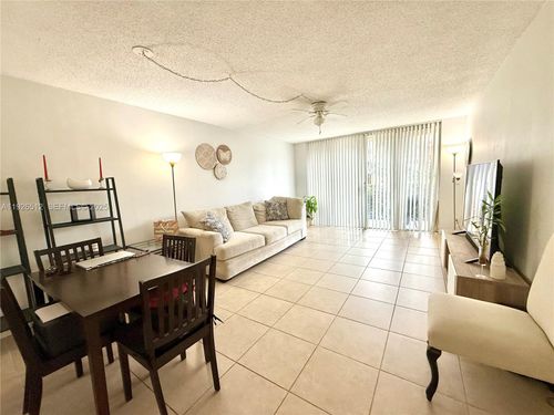 apt-102-1341 Se 3rd Ave, Dania Beach, FL, 33004-5515 | Card Image