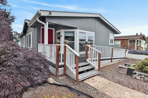 54-540 N 7th Ave, Sequim, WA, 98382-3247 | Card Image