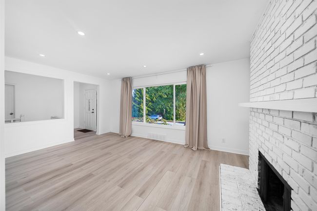 860 Whitchurch St, House other with 5 bedrooms, 2 bathrooms and 2 parking in North Vancouver BC | Image 4